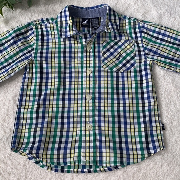 Nautica 24M Button Down Shirt EUC Blue Green Yellow - Picture 2 of 10